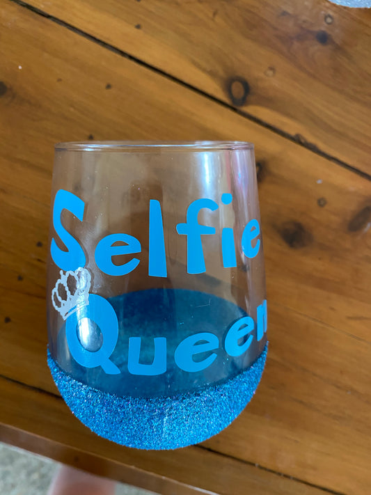 Selfie Queen Stemless Glass